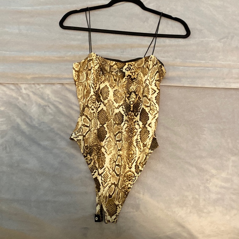 Wild Honey Snakeskin Bodysuit Size Medium NWOT
